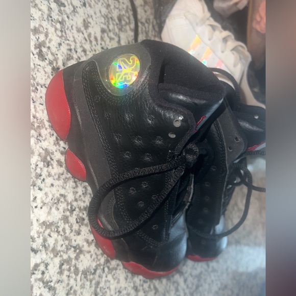 Kids Jordan 13 - Picture 2 of 2